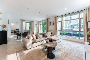 Chic 1-Bedroom Getaway with Downtown Living Charm
